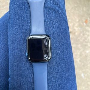Blue aluminum series 6, 44mm Apple Watch. (Wi-Fi & cellular) Great condition